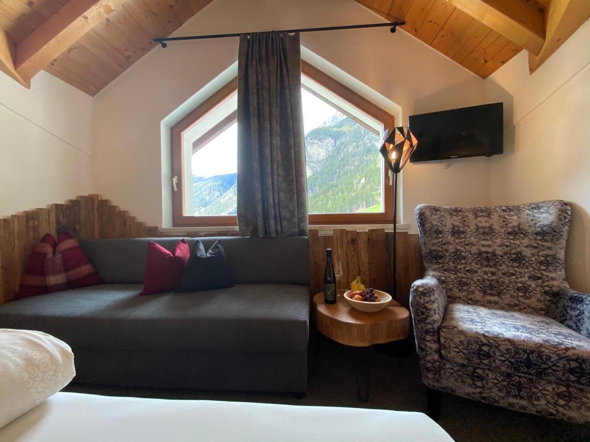 Hotel Jaegerhof Kaunertal Exterior foto
